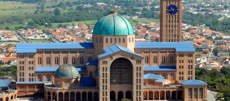 Basílica de Nossa Senhora Aparecida - Destinos Religiosos